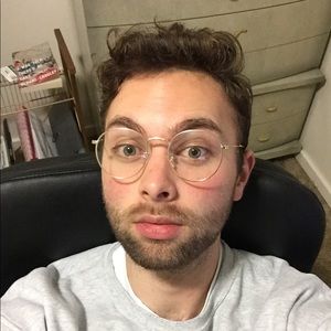 Meet your Posher, Kyle